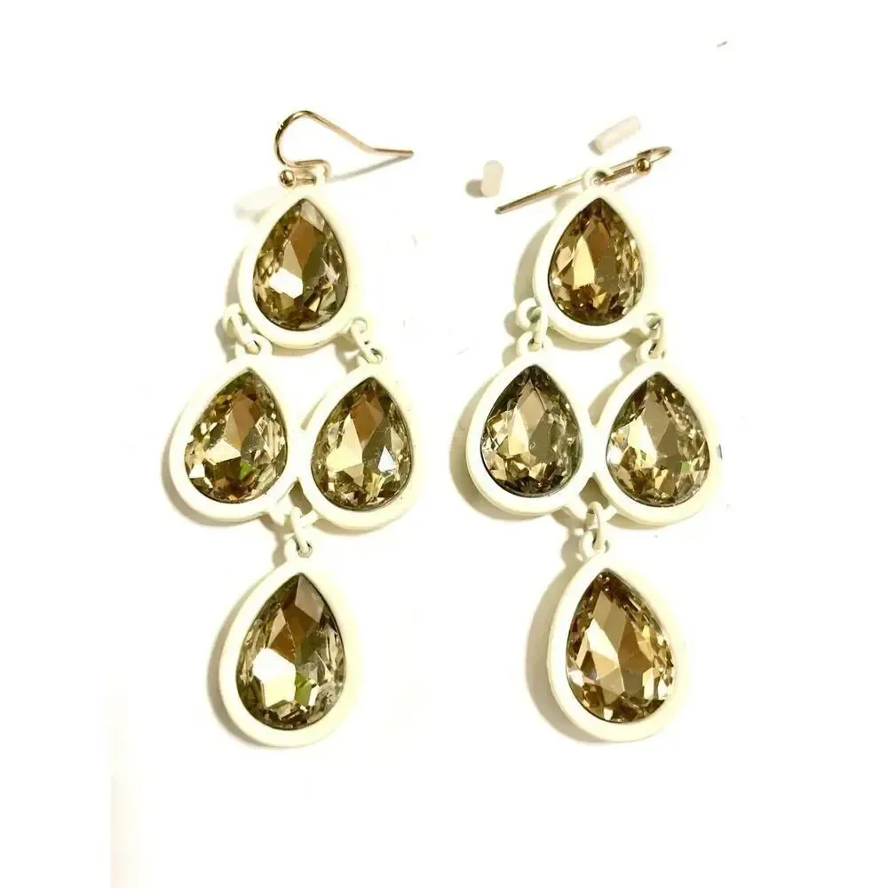 Crystal Dangle Chandelier Fashion Earrings #gold crystals